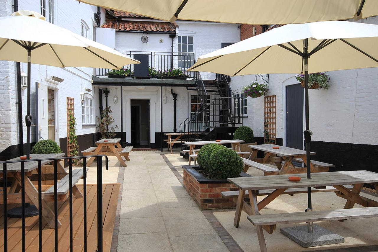 The Loddon Swan Acomodação com café da manhã Exterior foto